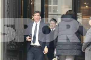 每体:丰特团队正与曼城谈判,为巴萨争取哈兰德优先购买权