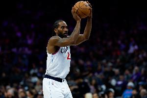 小卡谈阿德巴约轰83分:简直不可思议!他是个非常努力的家伙