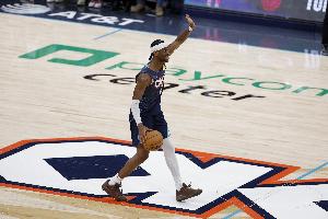 关键三分绝杀!Skip:亚历山大连中三分险胜掘金 继续冲第二座MVP