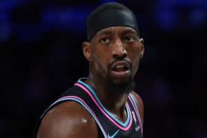 杨毅:不是对阿德巴约不敬 只能说这个时代NBA数据里掺了多少水了