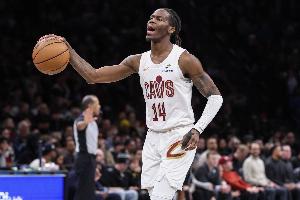 哈登大赞基翁·埃利斯:太出色了 他防守端的表现真正影响了比赛