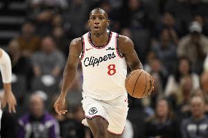 邓恩:若能入选最佳防阵对我意义重大 但我不想去琢磨投票人