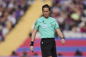 此前年薪约30万欧,世体:西甲裁判将迎来涨薪,总涨幅达5.1%