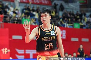 不在状态!庞峥麟13投仅4中拿到11分5助 三分6中1