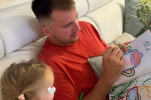 官宣解除婚约!东契奇声明:无法实现带女来美 一切为了女儿幸福