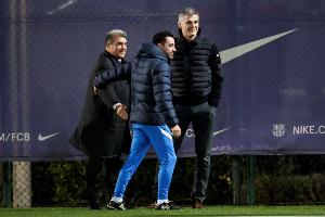 拉波尔塔团队成员:哈维的很多话都是谎言,当初他自己想离开巴萨