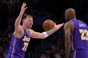 Skip:在没有防守累赘詹姆斯的情况下 湖人打爆森林狼展现真实力