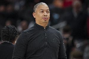 大师真给你装到了!35胜目标设定后卢率队取26胜 暂时达成50%战绩