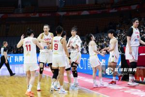 三座大山!李月汝20分钟轰21+11 韩旭14+4+3 张子宇8中6砍12分