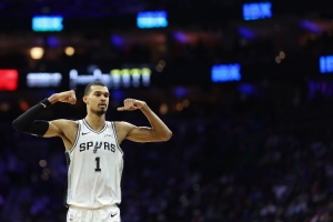 米勒:唯一能影响文班的就是伤病 好在马刺是负荷管理的发明者