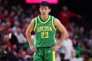 林葳谈NCAA首个赛季:学习到很多新鲜理念 距离优秀球员还有差距