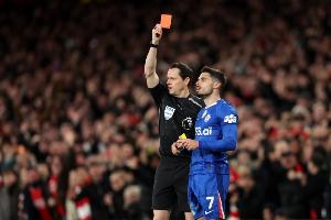 英足总官方:内托对阵阿森纳染红后辱骂比赛官员,追加停赛一场