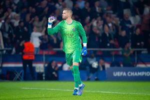 桑巴:舍瓦利耶没想到会经历这样的赛季,相信他能迅速反弹