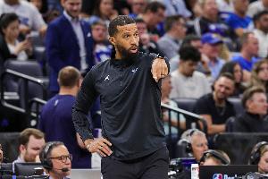 黄蜂主帅谈连续7个主场:要保持与客场同样的拼劲和专注度