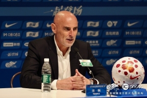 穆斯卡特:海港从上一场比赛中吸取了教训,蒯纪闻表现非常出色