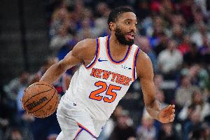 大桥首发但只出场21分钟 迈克·布朗:我们所有人都必须打得更好