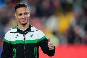 本赛季34场11球9助攻,安东尼德转身价涨至4000万欧,贝蒂斯最高