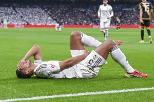 世体:贝林厄姆似乎还无法上场,但阿韦洛亚还是带他出征