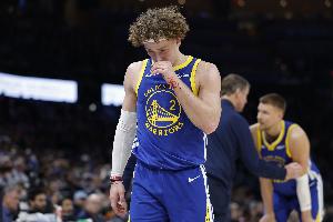 科尔谈波杰姆顶投三分:我当时不想叫暂停 我喜欢他的决定!