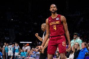 增加稳定性!小莫布里14中8&罚球5中2拿18分11板4助4帽 也有4失误