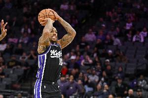 有其他意思?雷诺谈德罗赞砍41分:好好珍惜 因为这不会永远持续