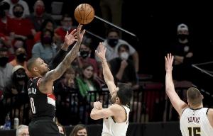 利拉德:重伤后恢复最难的是心理挑战 你心里对每件事都有些忐忑