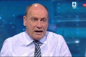 马切吉亚尼:米兰丢球时的防守站位和判断简直了,真不知怎么形容