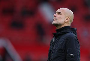 菲戈:瓜迪奥拉知道困难所在,但他坚信自己理解足球和执教的方式