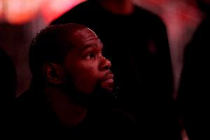 苏群:火箭失误多能赢弱队但赢不了雷/刺/湖 失误是KD最大命门