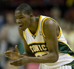 美记:超音速或29年回归 届时杜兰特可能生涯最后一次成自由球员