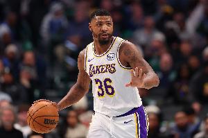 斯玛特:我们能成为非常有威胁的球队 保持稳定是一直在努力的事