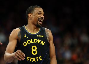 今天的隔扣很帅!梅尔顿近4场场均21分5板2断 命中率50/37/93%