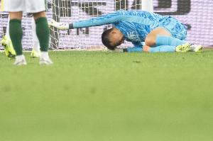 博主:国安今日上午备战京沪大战,伤员韩佳奇、何宇鹏现身