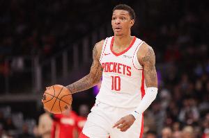 稳当多了!小贾巴里近25场场均16.2分6.7板1.1帽 三分命中率39%