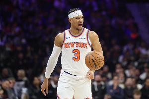 我没看错吧?哈特13中12&三分5中5砍赛季新高33分 另有7板5助