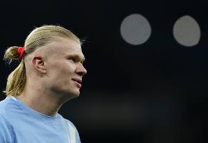 哈兰57球追平穆勒并列欧冠历史射手榜第7,再之前是68球的姆巴佩