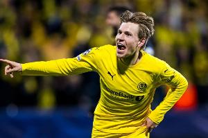 海于格在本赛季欧冠淘汰赛阶段直接参与4个进球,仅次于巴尔韦德