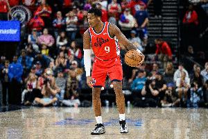 场均19.9分5.9板!船记:马瑟林因右脚大脚趾伤势将缺席3连客