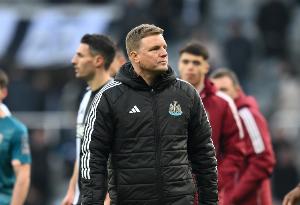 不止埃迪·豪!2016年内维尔带队在诺坎普也被巴萨打进7球