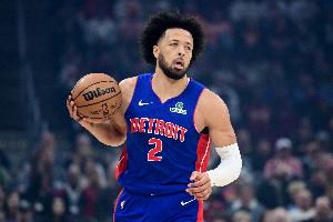 张佳玮:坎宁安患有气胸 活塞的后场雪上加霜 本季东部真是大乱世