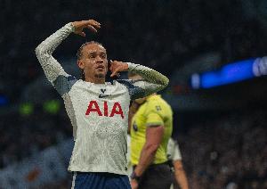 西蒙斯:我们一直坚持到最后,虽然这还不够但我们必须继续前进