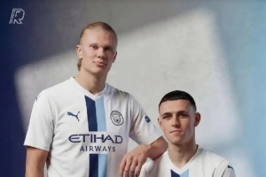 曼城新赛季第三球衣谍照曝光,由AI设计加上球迷票选