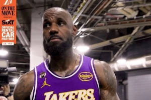 詹姆斯昨日赛后感言:火箭很难打 我们目前韧性十足 必须再接再厉