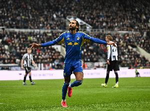 TA:利兹联前锋勒温、埃弗顿中场加纳入选本期英格兰大名单