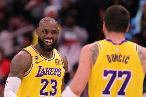 魔术师:东契奇是NBA中最难防球员&是MVP前三 詹姆斯同样神乎其神