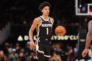 正负值-27最低!杰伦·约翰逊12中6拿到14分5板3助1断 4次失误