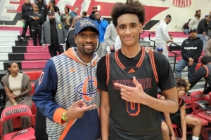 阿泰:小阿里纳斯比他爹强 他攻筐像科比&未来会成MVP