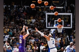 完美弧线!范德比尔特社媒转发肯纳德绝杀投篮轨迹图