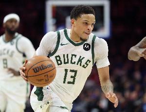 打进关键抛投!罗林斯19中10拿下26分10板7助3断准三双