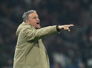 RMC:为更好备战欧战,巴黎和白堡均请求将联赛比赛延期进行